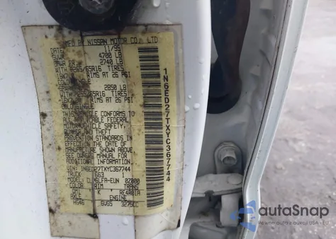 2000 Nissan Frontier Se-V6/Xe-V6 z USA, uszkodzony, nr VIN 1N6ED27TXYC367744